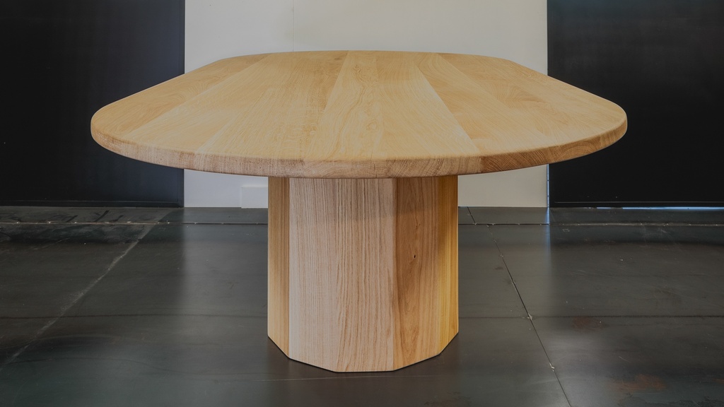 Table ovale 220 x 100 cm
